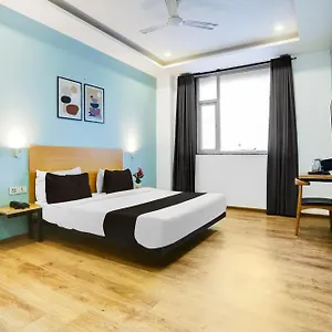 **** Hotel Super Townhouse Rohini Sector 23 India